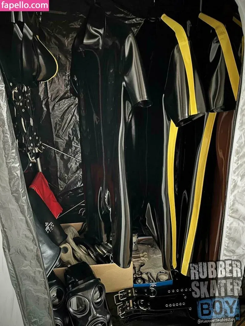 rubberskaterboy Onlyfans Photo Gallery 