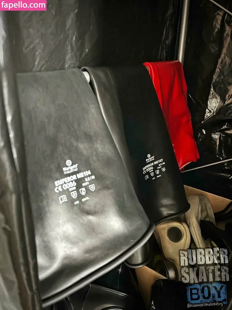 rubberskaterboy Onlyfans Photo Gallery 