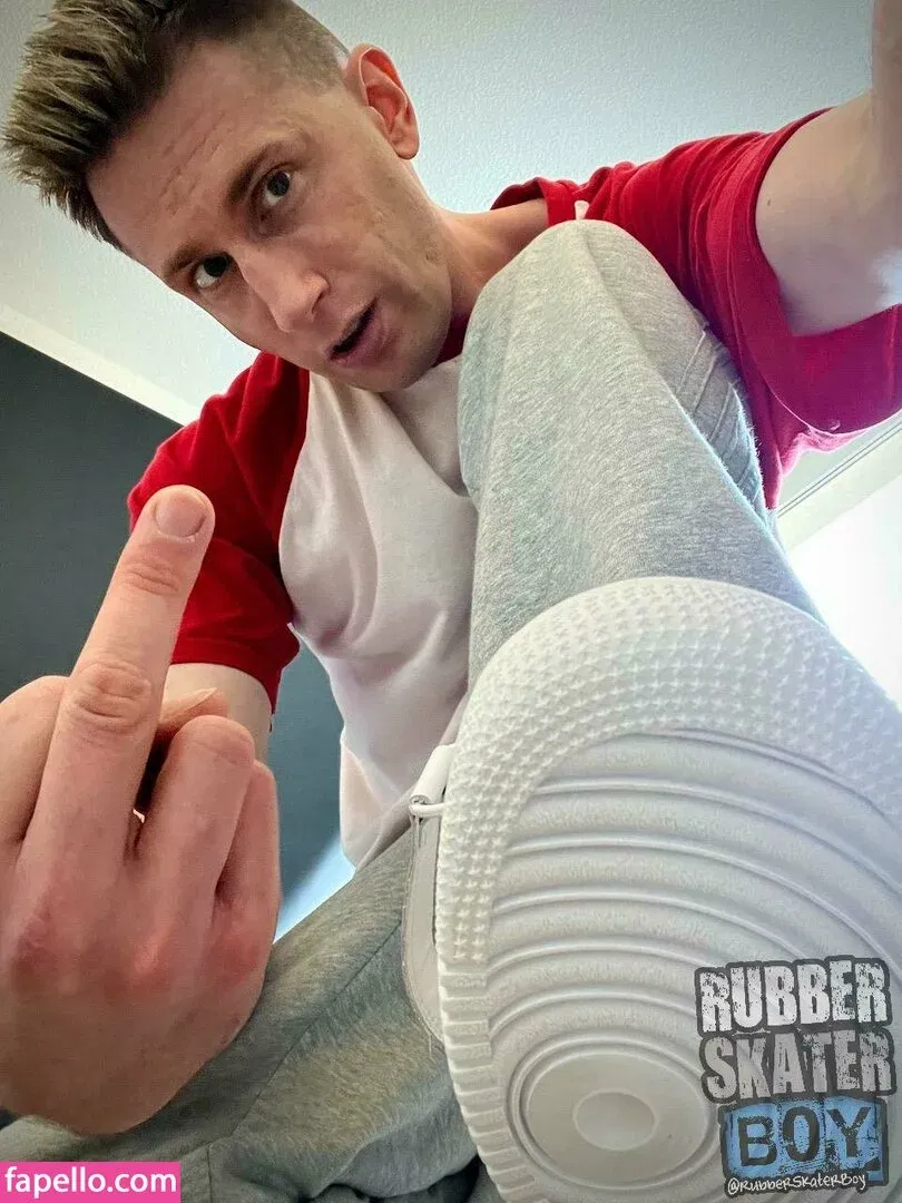 rubberskaterboy Onlyfans Photo Gallery 