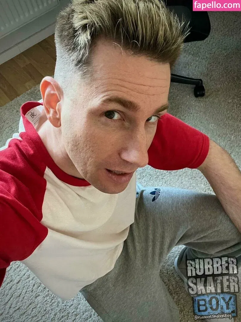 rubberskaterboy Onlyfans Photo Gallery 