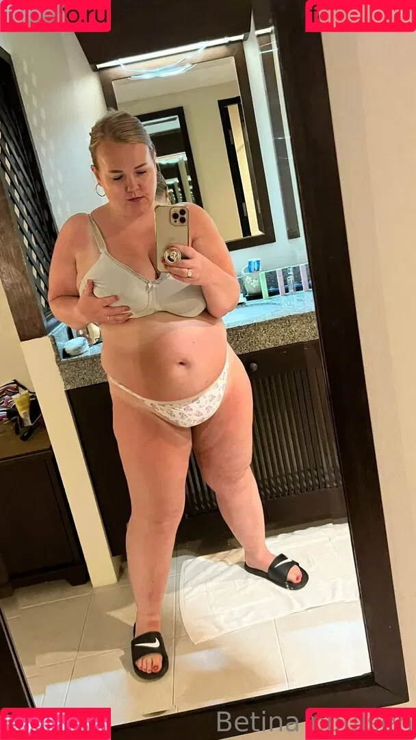 betina_poulsen Onlyfans Photo Gallery 