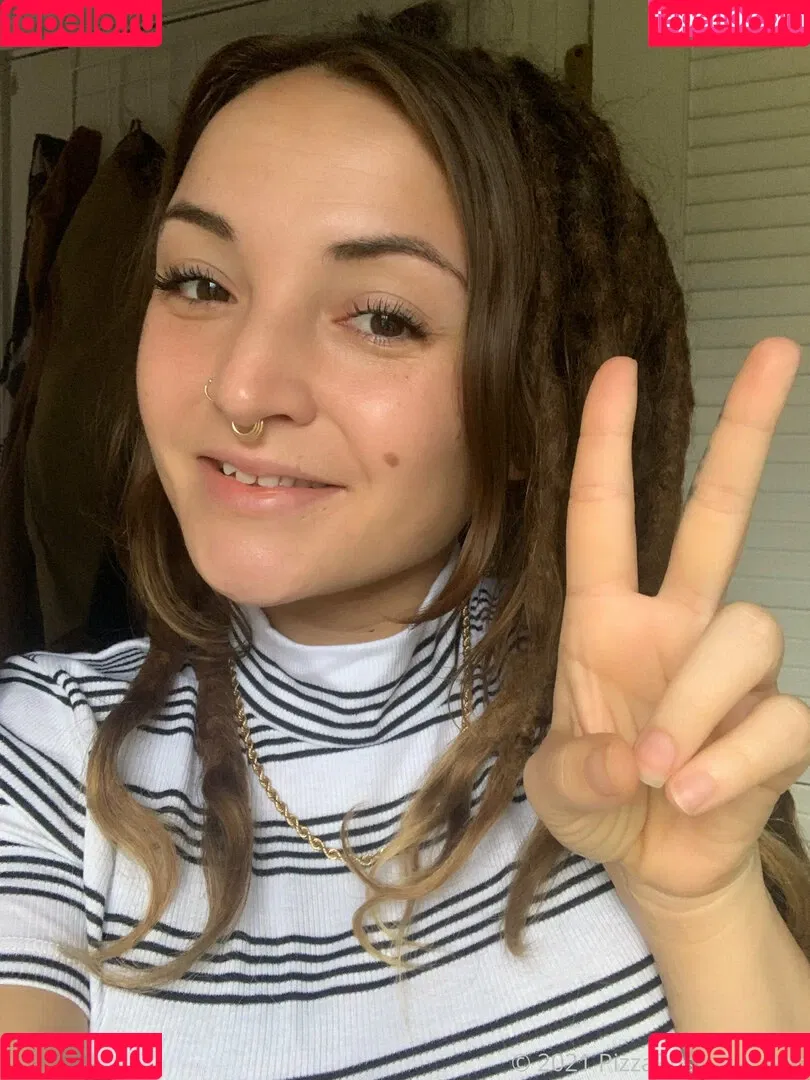 PizzaPussyPie Onlyfans Photo Gallery 