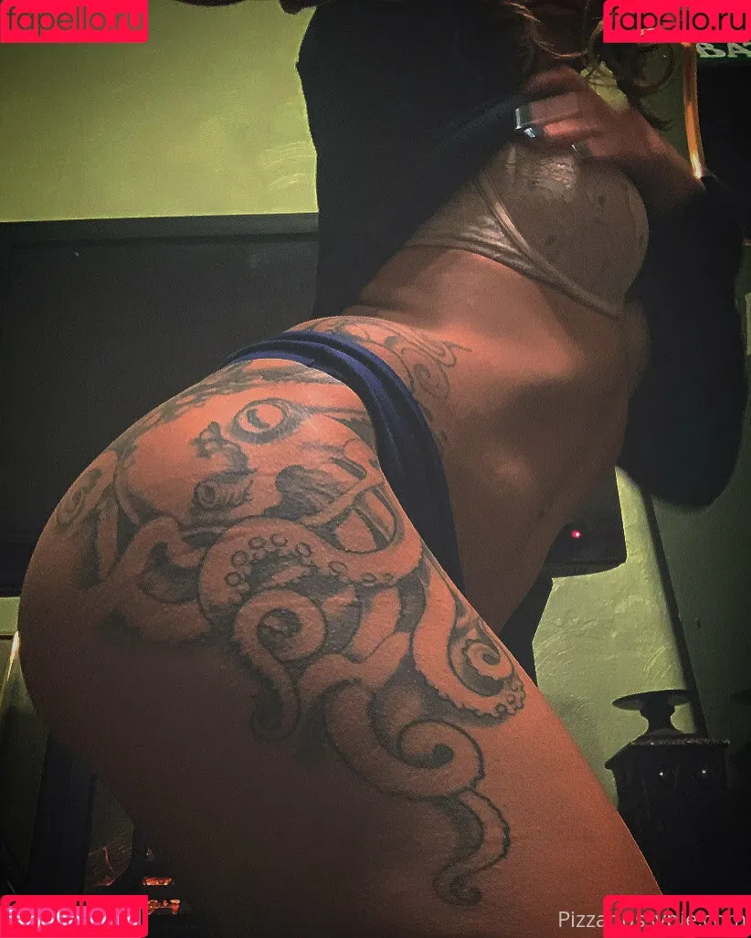 PizzaPussyPie Onlyfans Photo Gallery 