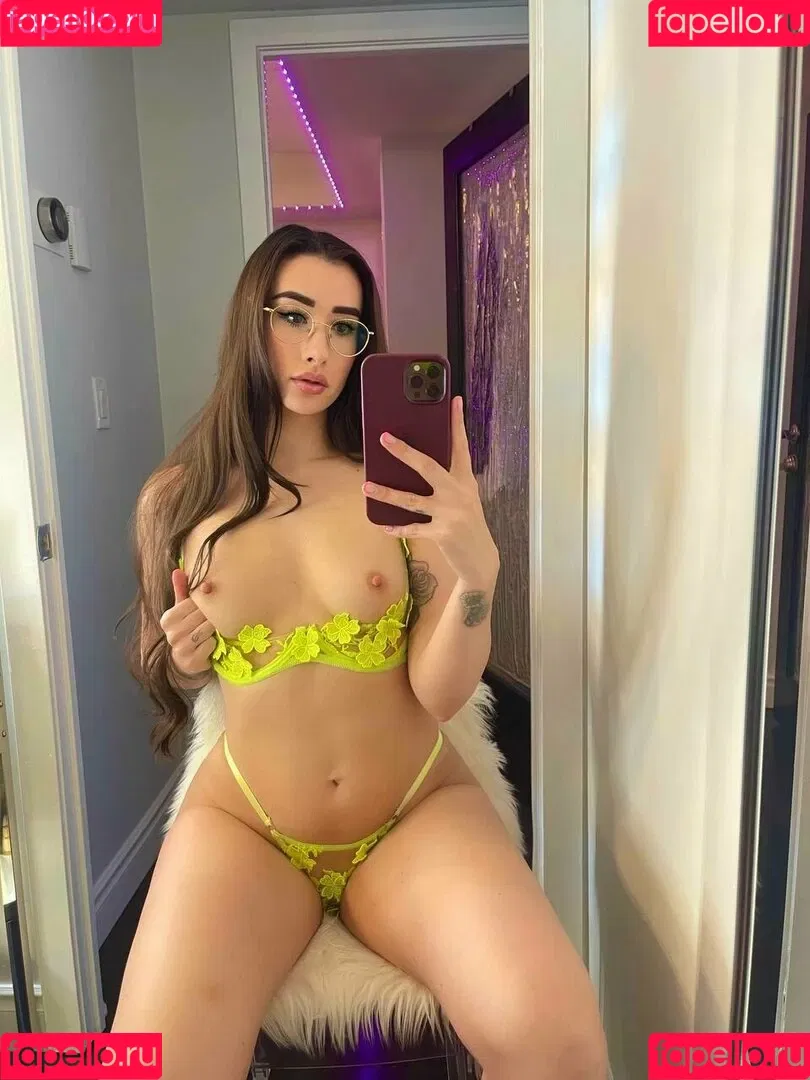 PizzaPussyPie Onlyfans Photo Gallery 