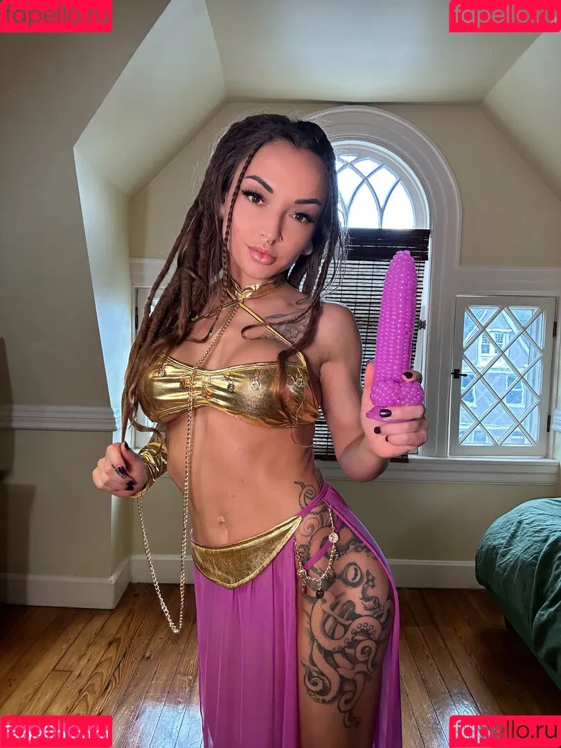PizzaPussyPie Onlyfans Photo Gallery 