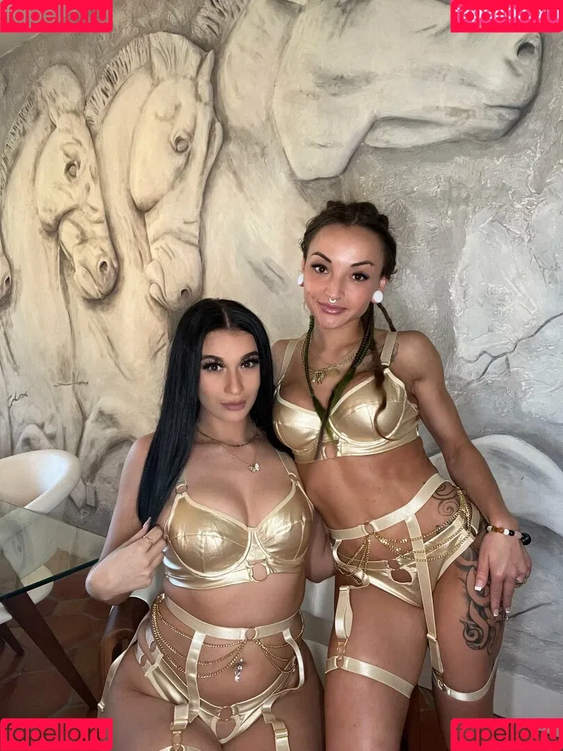 PizzaPussyPie Onlyfans Photo Gallery 