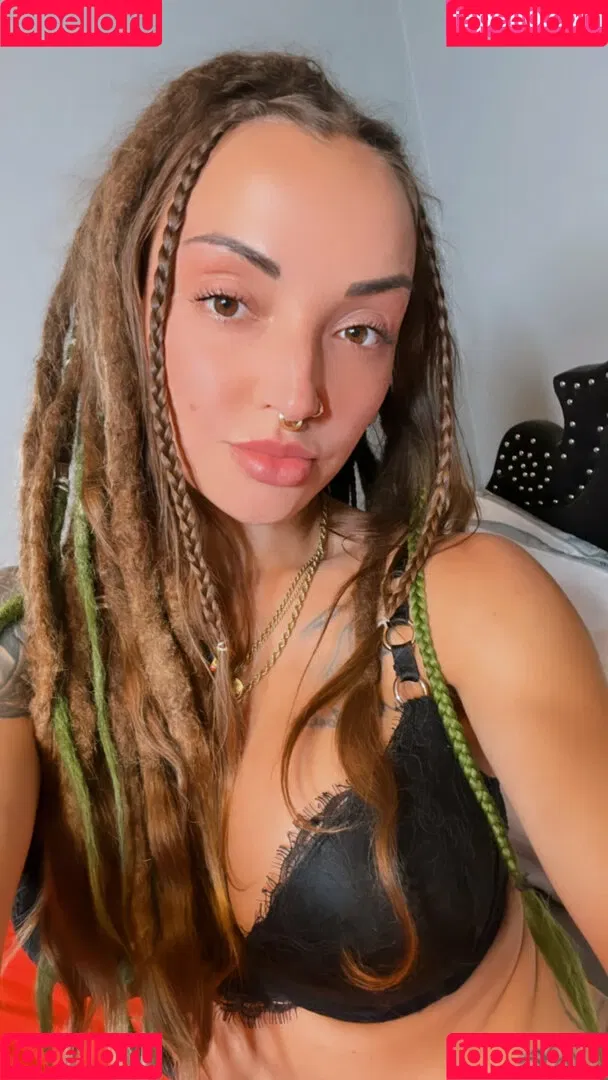 PizzaPussyPie Onlyfans Photo Gallery 
