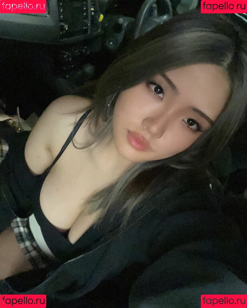 officialairlia Onlyfans Photo Gallery 