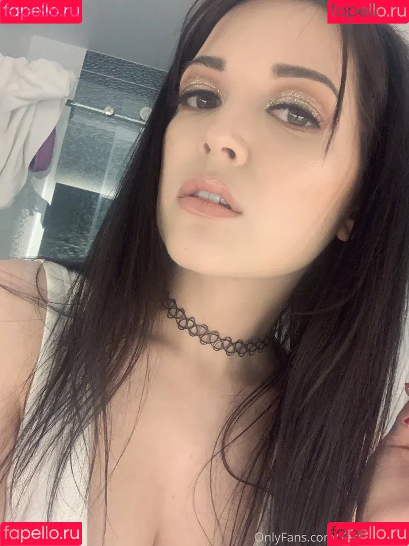 Tessa Fowler Onlyfans Photo Gallery 
