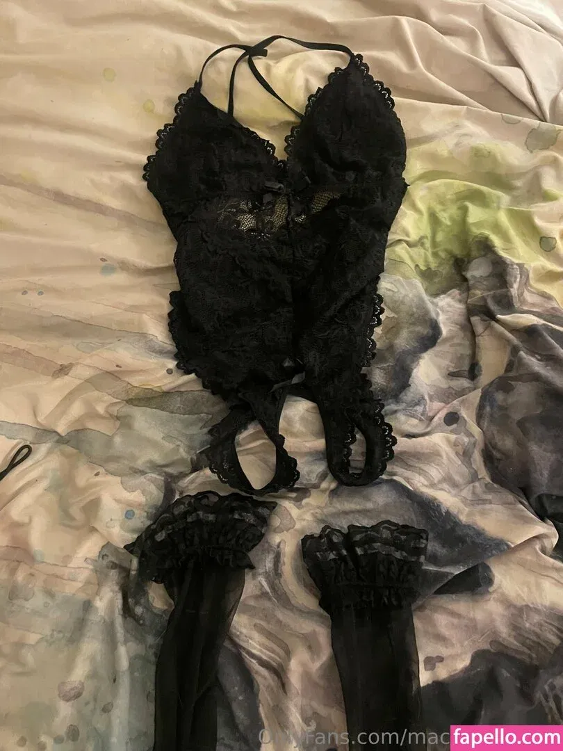 mackenziestith Onlyfans Photo Gallery 