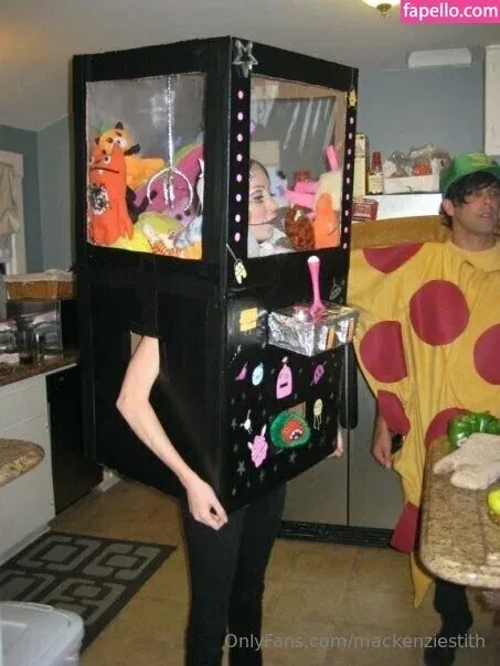 mackenziestith Onlyfans Photo Gallery 