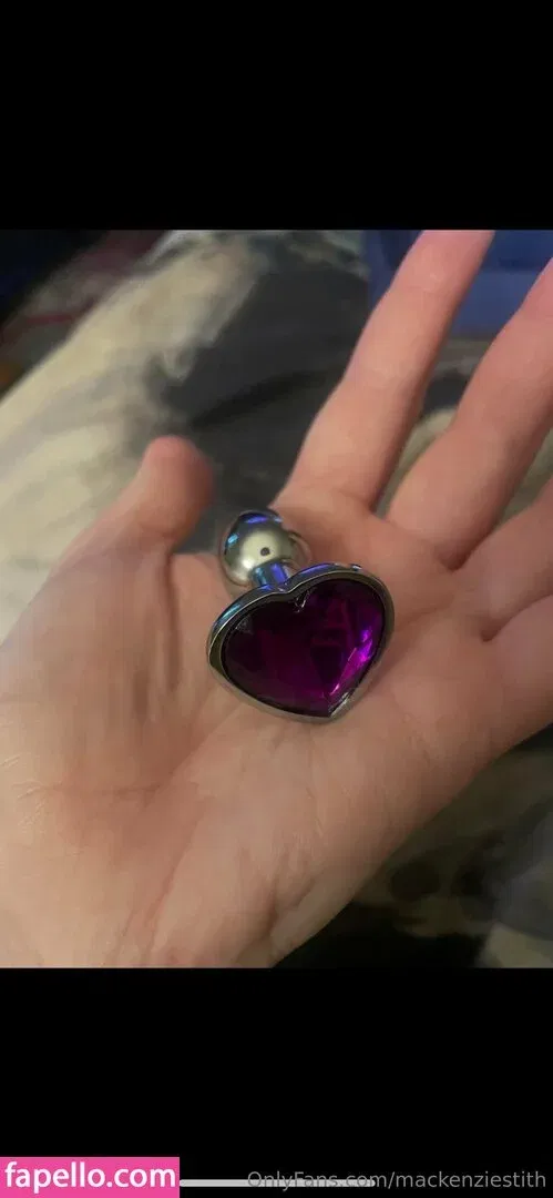 mackenziestith Onlyfans Photo Gallery 