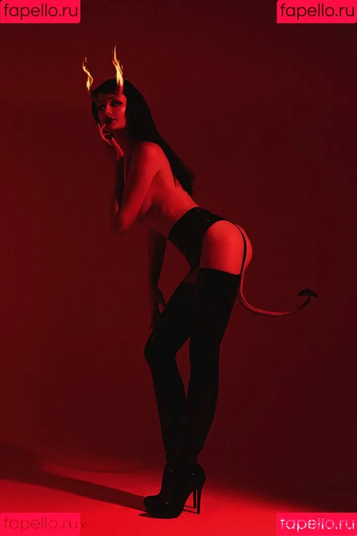 Tniwe Onlyfans Photo Gallery 