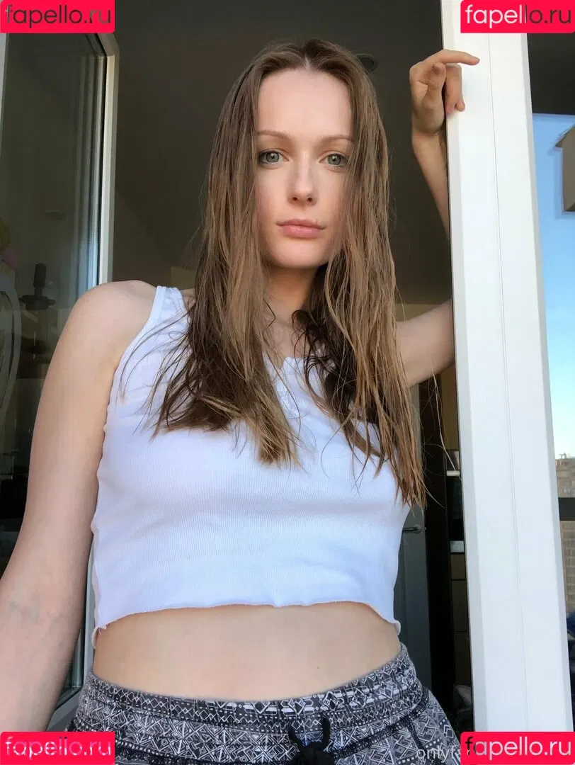 Tniwe Onlyfans Photo Gallery 