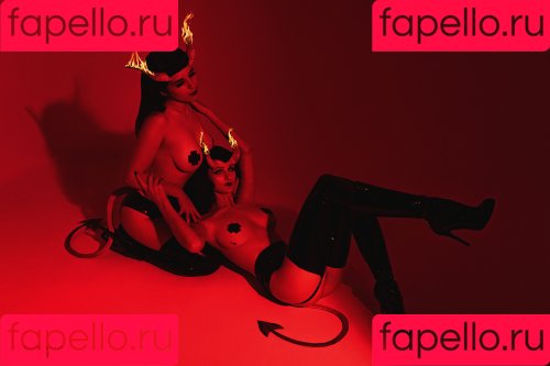 Tniwe Onlyfans Photo Gallery 