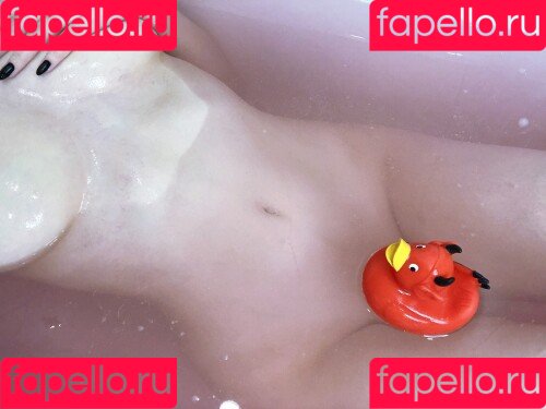 Tniwe Onlyfans Photo Gallery 