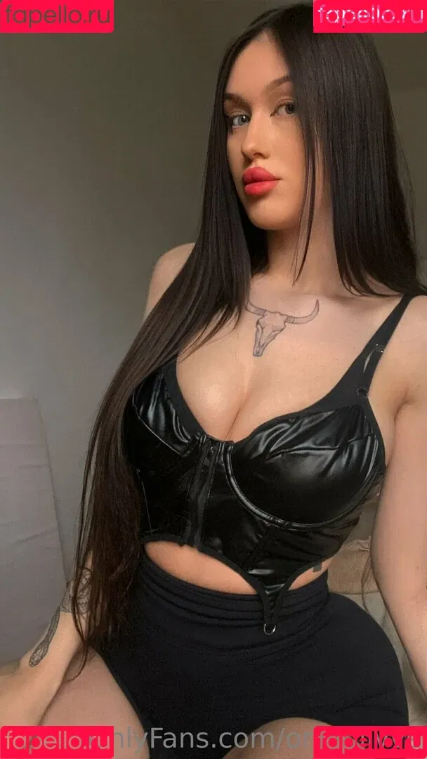 kissolivia Onlyfans Photo Gallery 