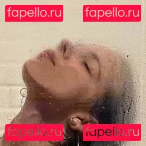 kissolivia Onlyfans Photo Gallery 