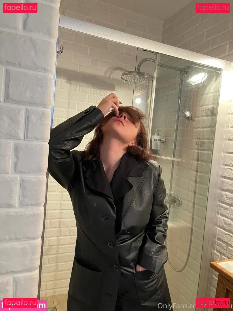 kissolivia Onlyfans Photo Gallery 