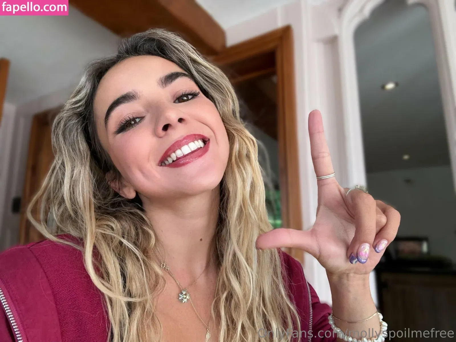 mollyspoilme Onlyfans Photo Gallery 