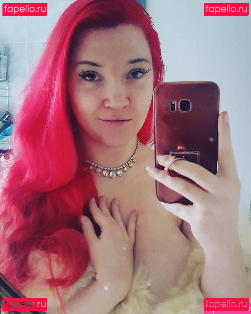 Ariel Vanderberg Nude Onlyfans Photo 33