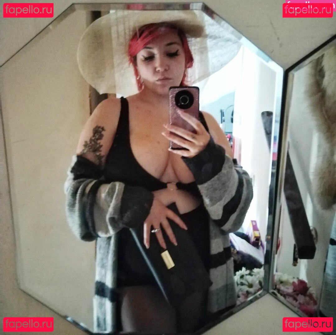 Ariel Vanderberg Nude Onlyfans Photo 16