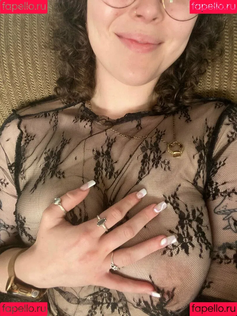 ally.foryou Onlyfans Photo Gallery 