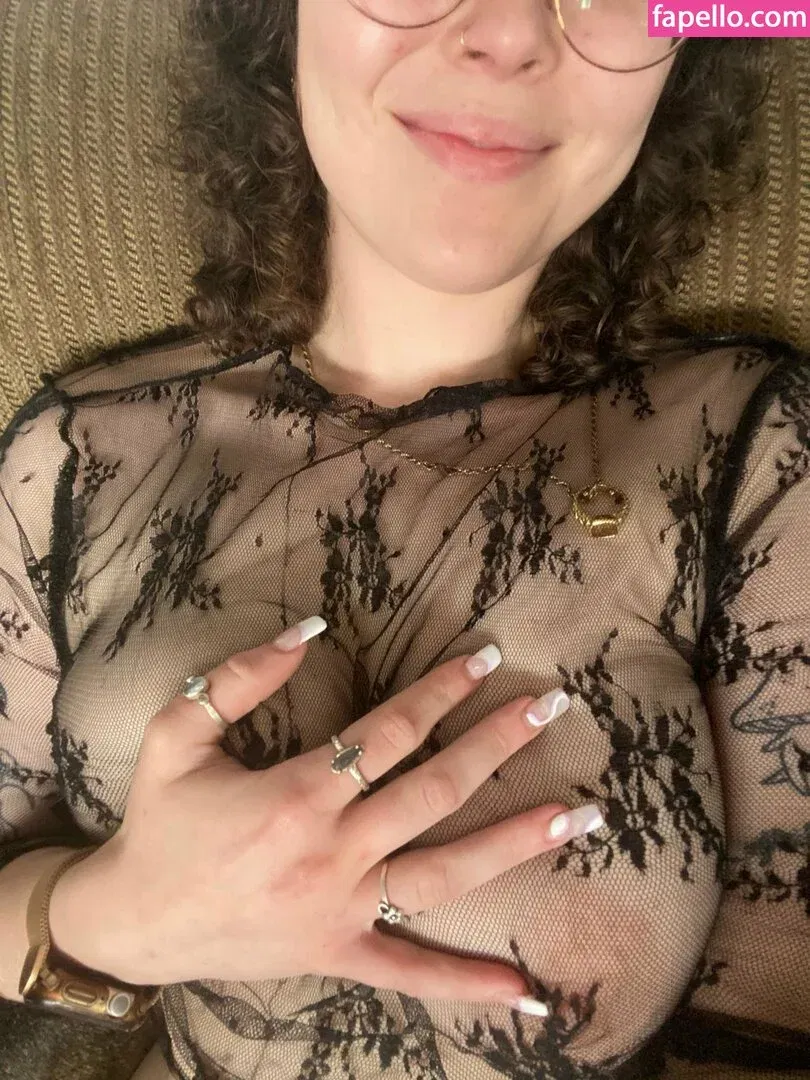 ally.foryou Onlyfans Photo Gallery 