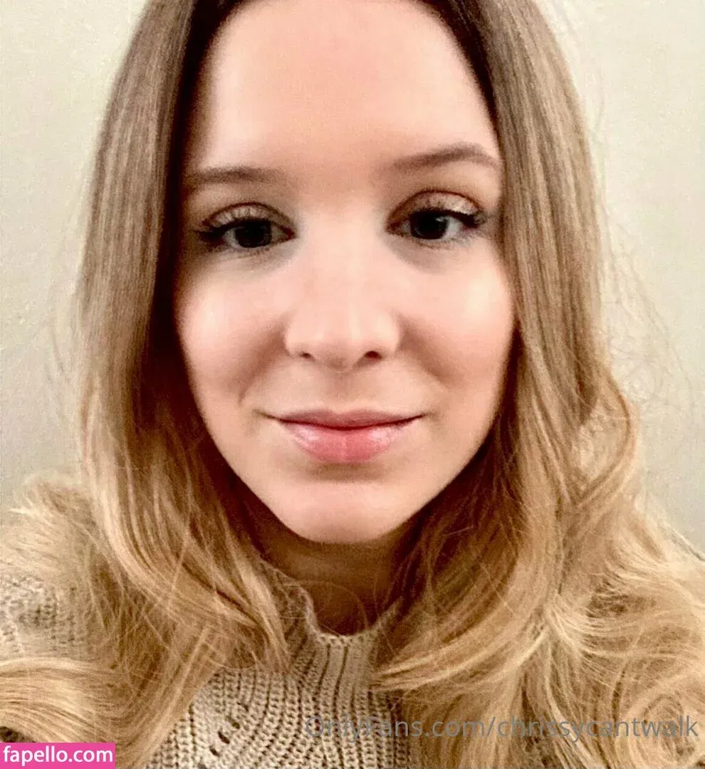 chrissycantwalk Onlyfans Photo Gallery 