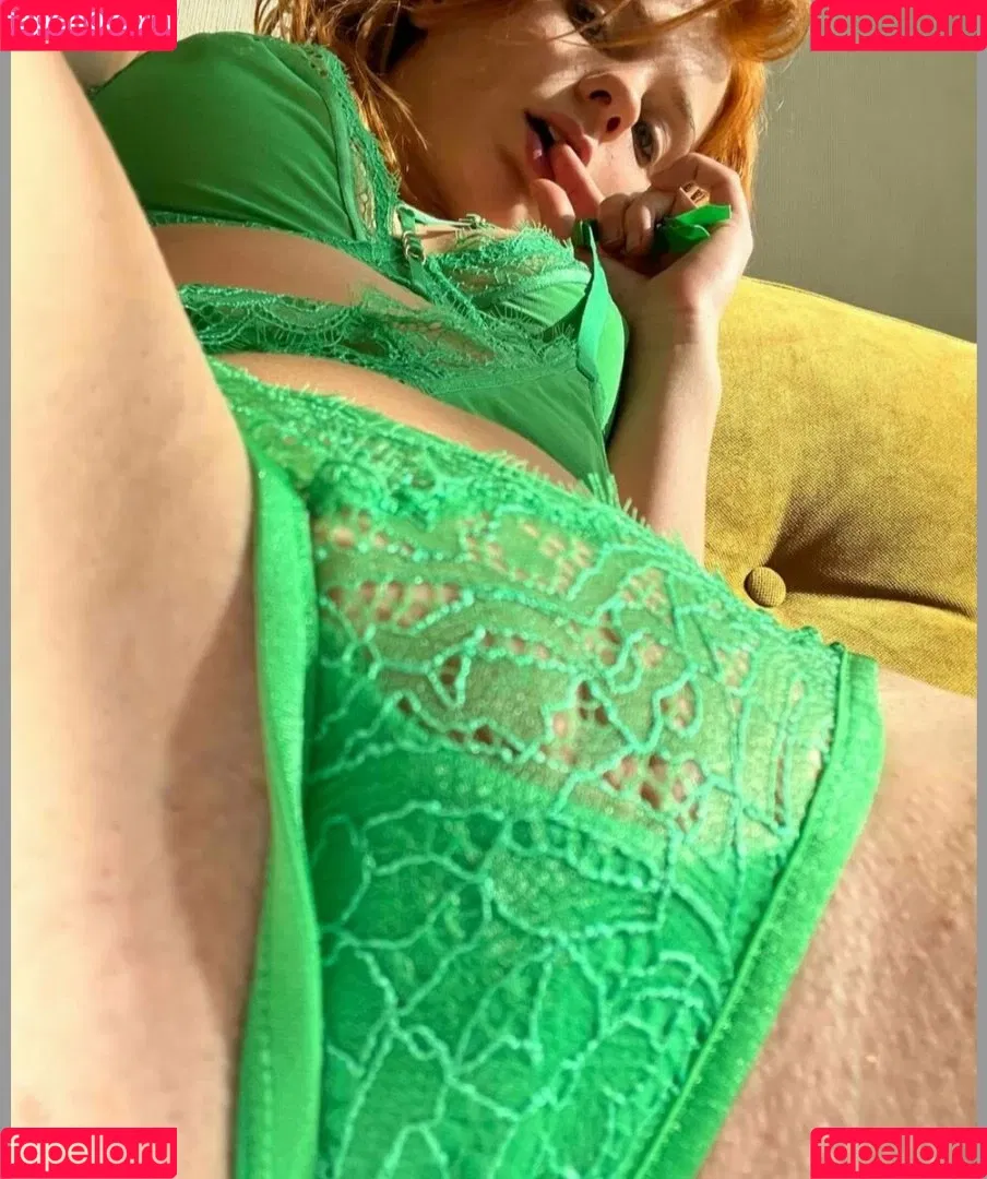 Marta Gromova Onlyfans Photo Gallery 