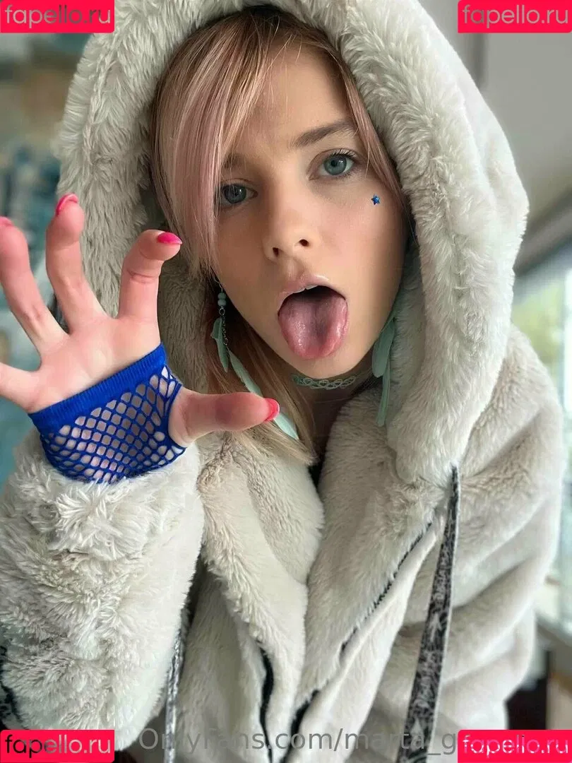 Marta Gromova Onlyfans Photo Gallery 
