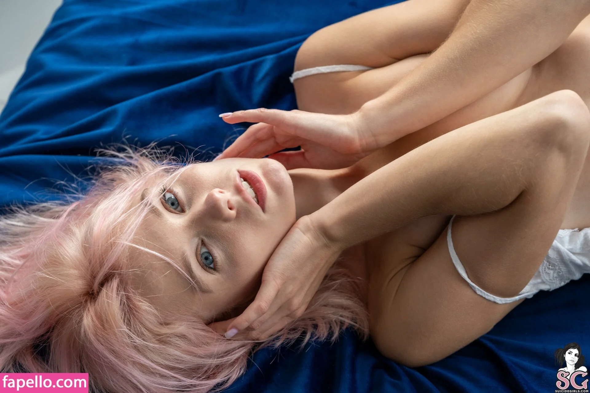 Marta Gromova Onlyfans Photo Gallery 