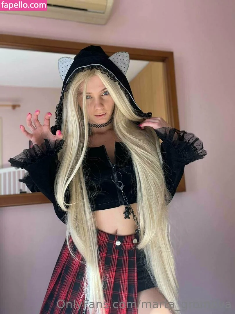 Marta Gromova Onlyfans Photo Gallery 