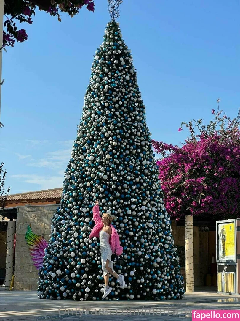 Marta Gromova Onlyfans Photo Gallery 