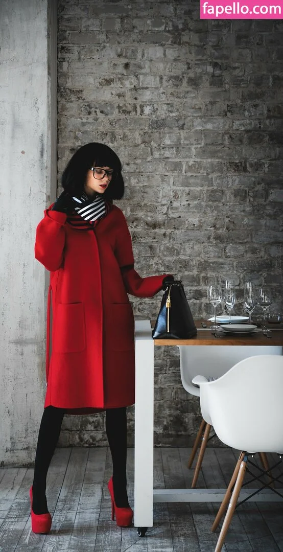 Marta Gromova Onlyfans Photo Gallery 