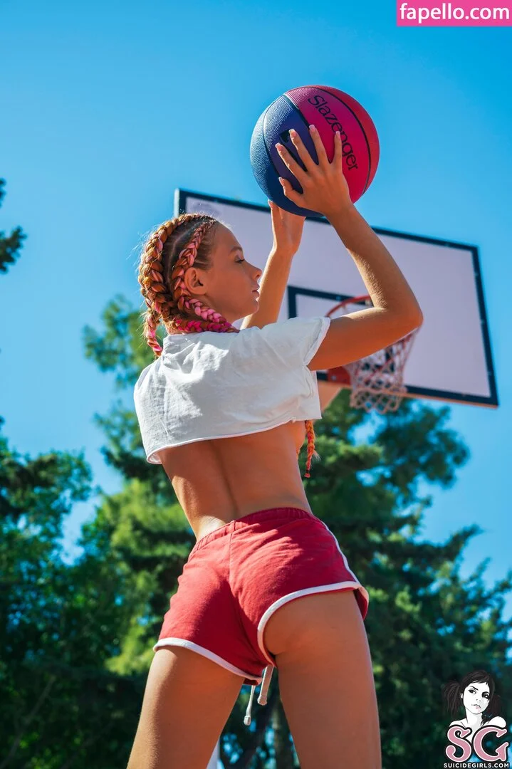 Marta Gromova Onlyfans Photo Gallery 