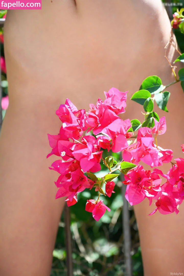 Marta Gromova Onlyfans Photo Gallery 