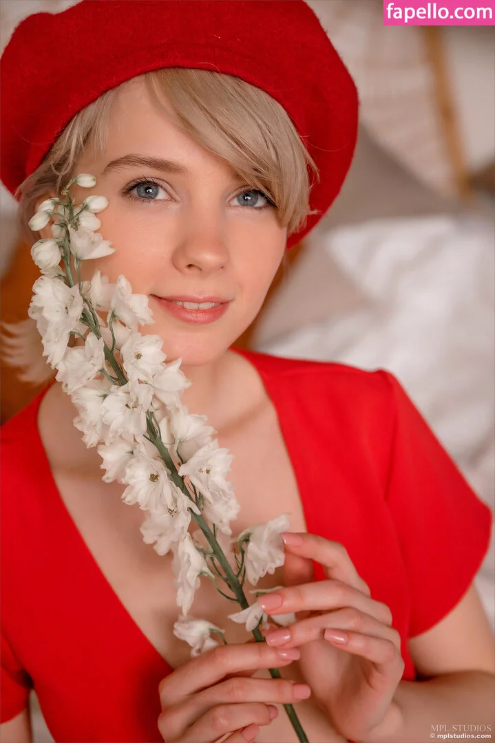 Marta Gromova Onlyfans Photo Gallery 