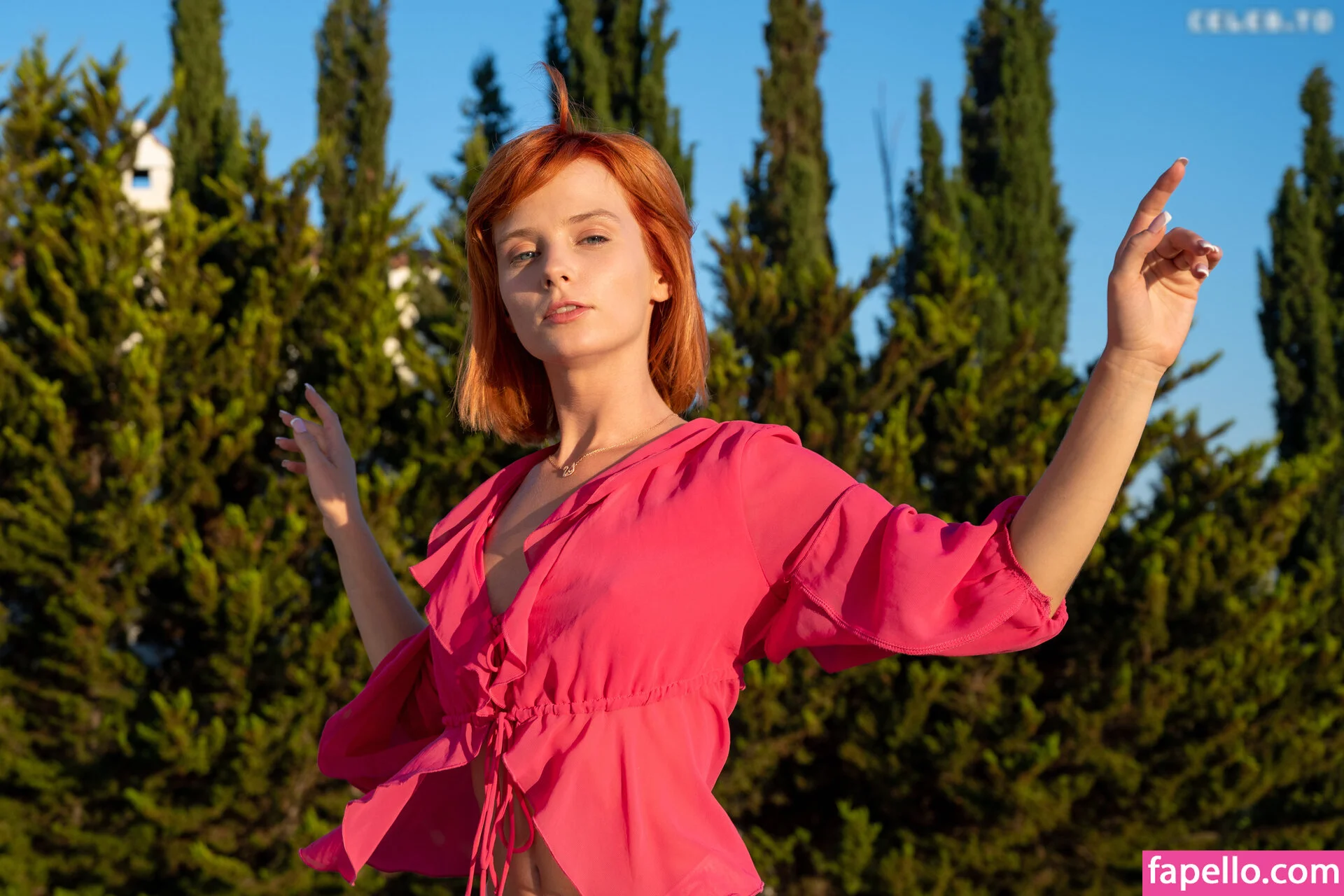 Marta Gromova Onlyfans Photo Gallery 