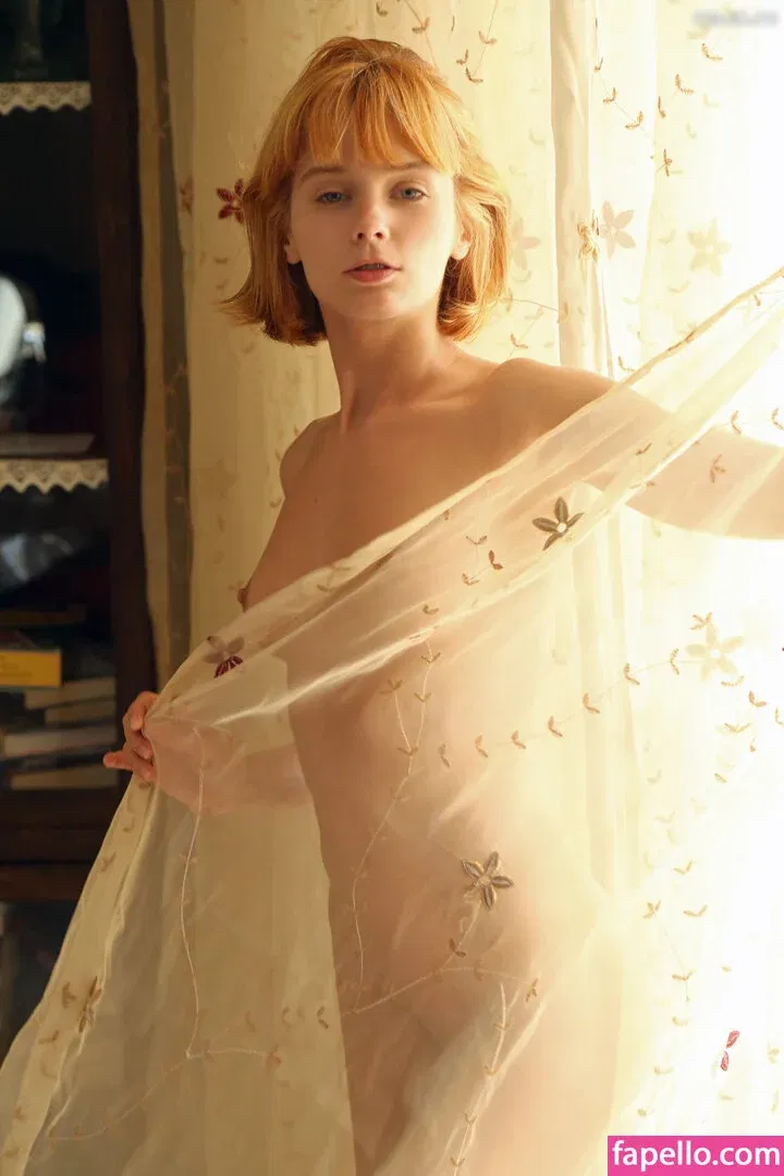 Marta Gromova Onlyfans Photo Gallery 