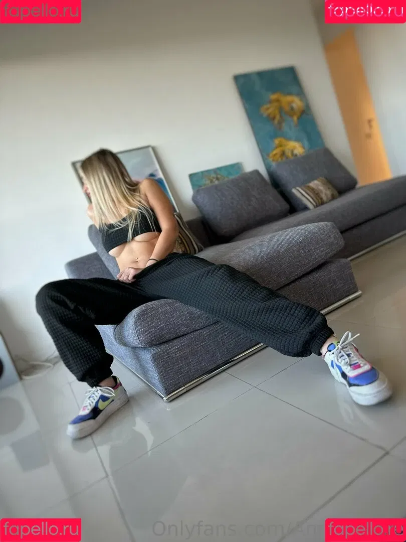 anngianine Onlyfans Photo Gallery 