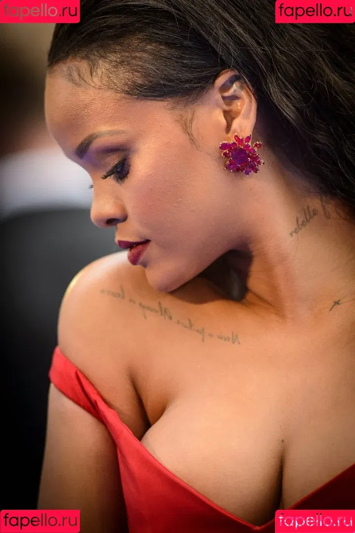 Rihanna Onlyfans Photo Gallery 