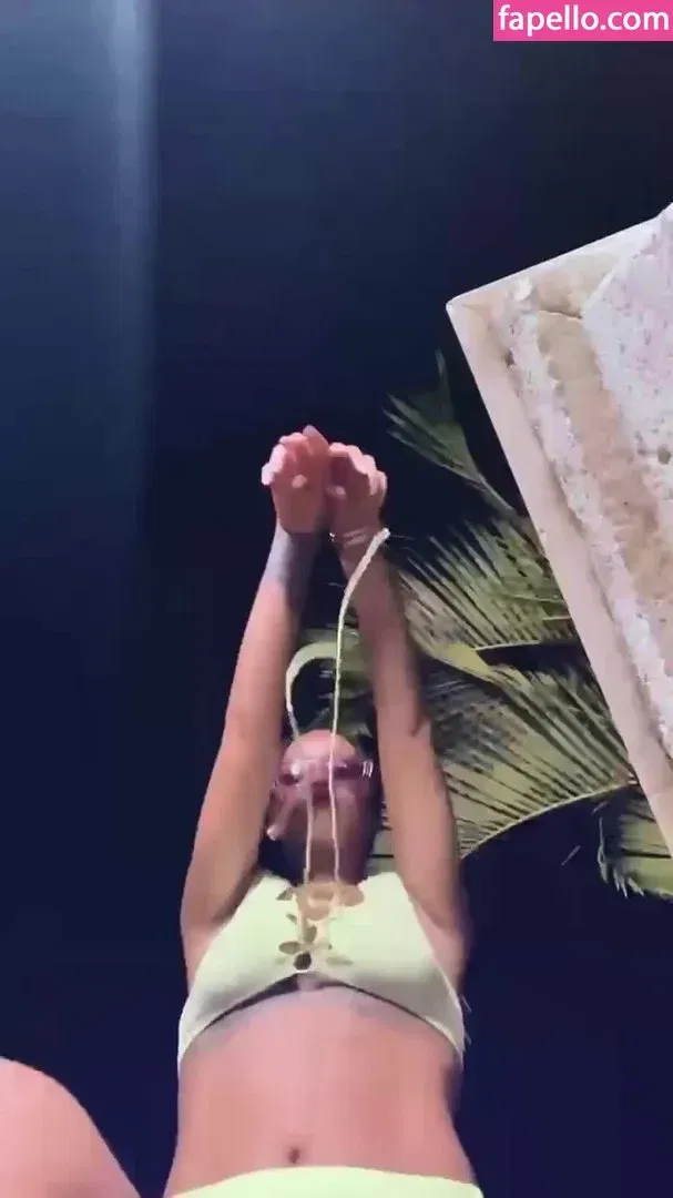 Rihanna Onlyfans Photo Gallery 