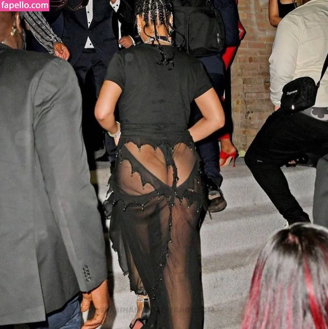 Rihanna Onlyfans Photo Gallery 