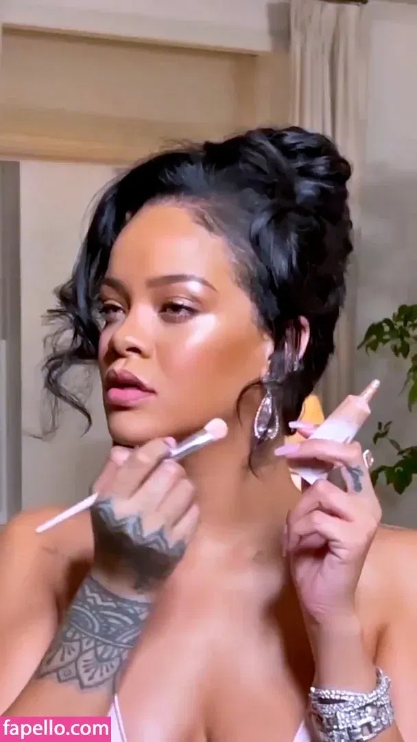 Rihanna Onlyfans Photo Gallery 