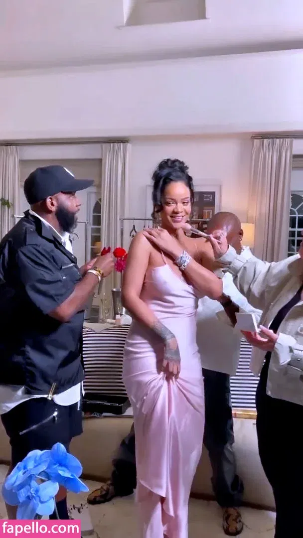 Rihanna Onlyfans Photo Gallery 