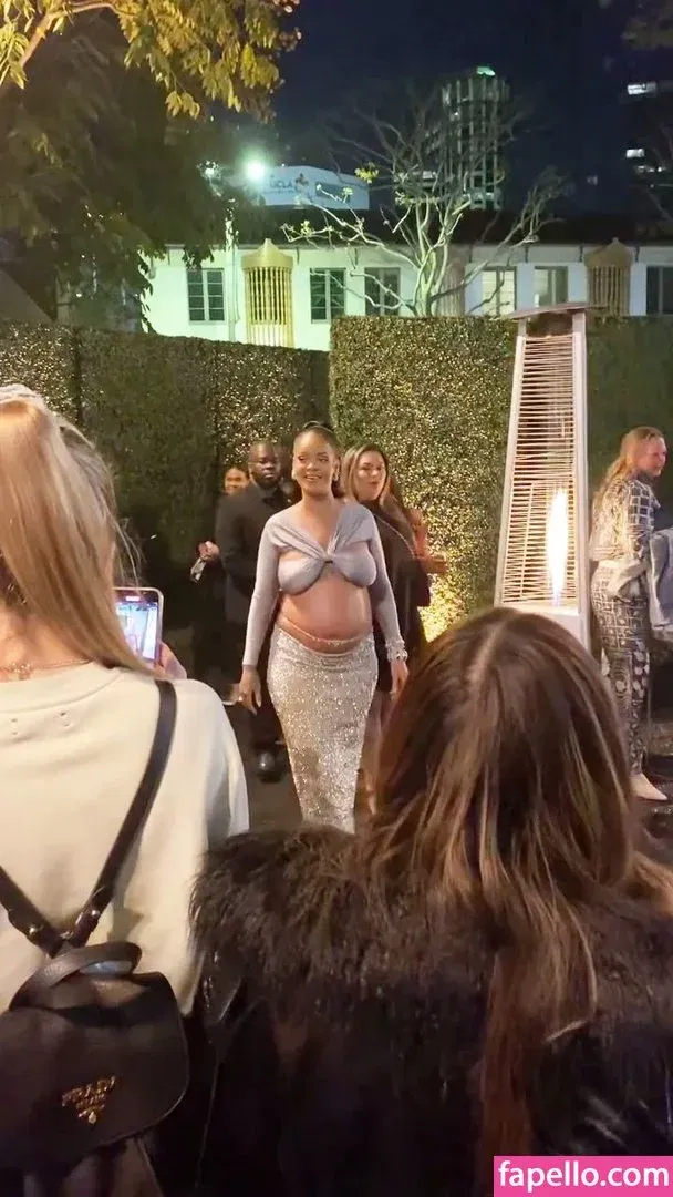 Rihanna Onlyfans Photo Gallery 