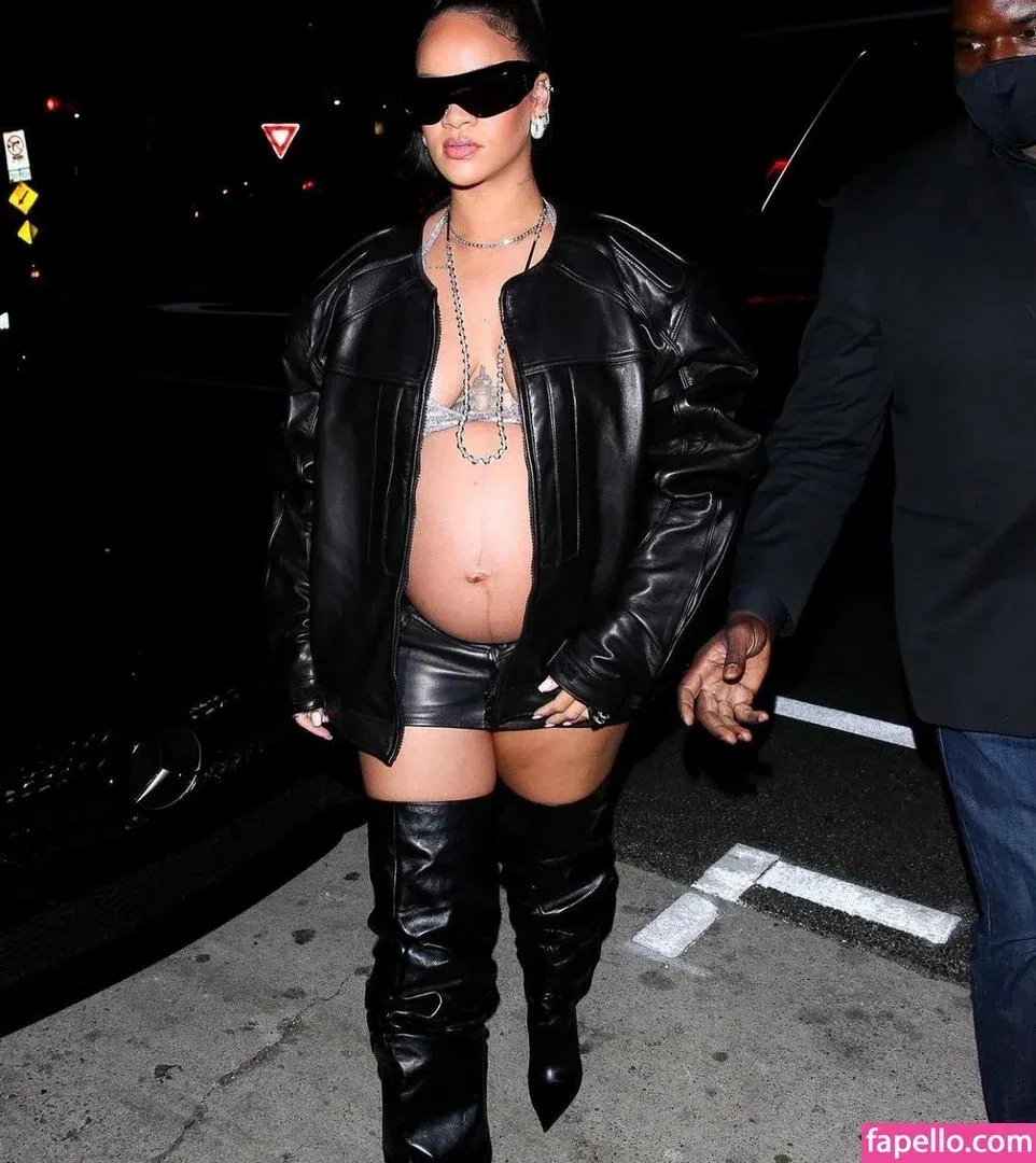 Rihanna Onlyfans Photo Gallery 