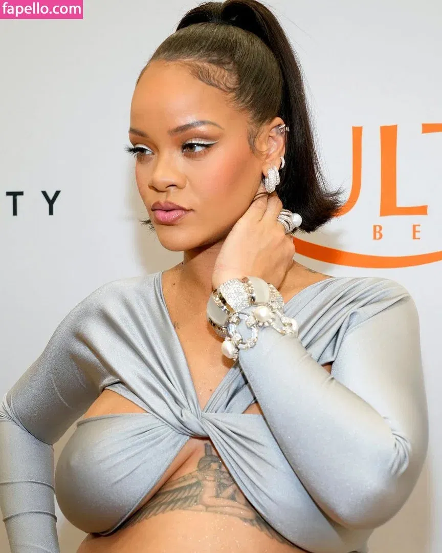Rihanna Onlyfans Photo Gallery 