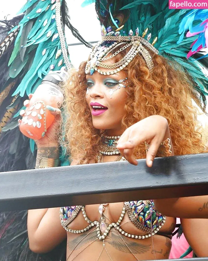 Rihanna Onlyfans Photo Gallery 